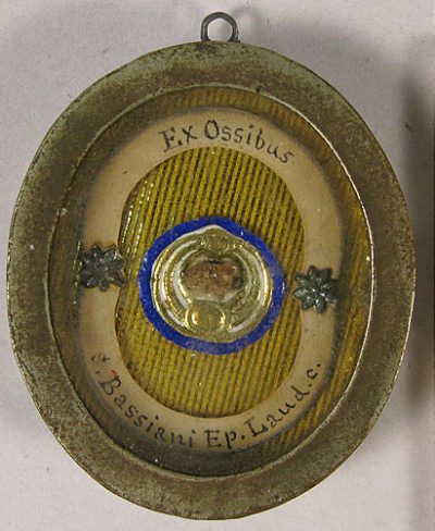 Theca with a first class ex ossibus relic of Saint Bassianus Bishop of Lodi