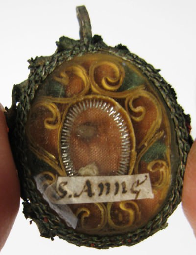 Theca with relic of St. Anne, Mother of the Blessed Virgin Mary