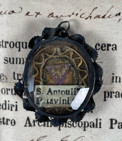 1853 Documented theca with a relic of St. Anthony of Padua, patron of travelers &amp; lost items