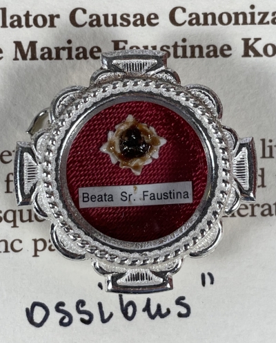 1993 Documented reliquary theca with relics of St. Maria Faustyna Kowalska of the Blessed Sacrament
