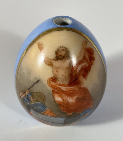 Small Russian Imperial gold porcelain Easter Egg with Risen Christ