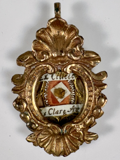 Reliquary theca with a relic of St. Clare of Assisi, Founder of the Order of Poor Ladies