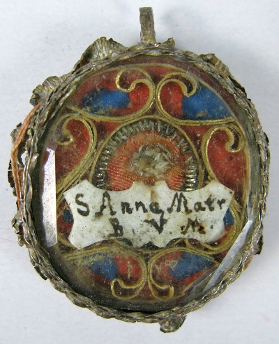 Theca with relic of Saint Anne, Mother of the Blessed Virgin Mary