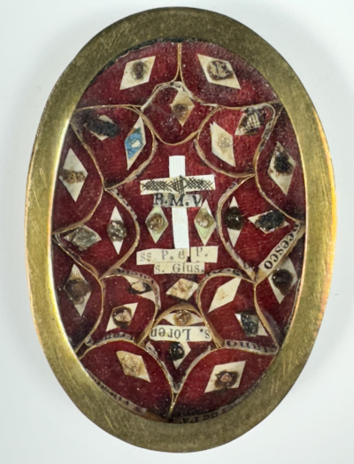 Reliquary theca with relics of the Blessed Virgin Mary &amp; 25 Selected Saints