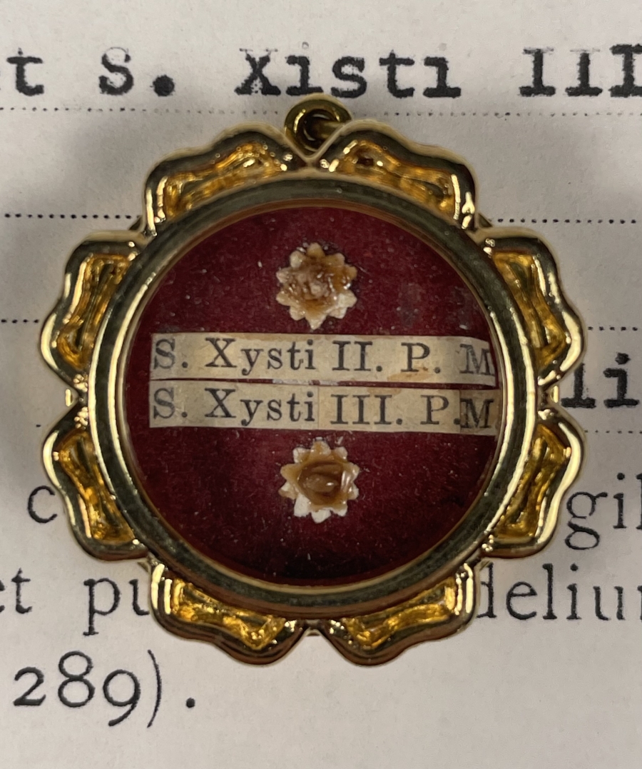 Russian Store 1993 Vatican documented reliquary theca with relics of