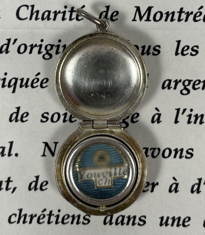 1990 Documented reliquary theca with relics of Canadian Saint Marie-Marguerite d&#039;Youville, founder of the Order of Sisters of Charity of Montreal