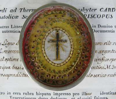 Documented reliquary with Passion relics of the True Cross and Holy Thorn