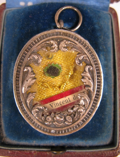 Reliquary theca with first-class relics of Saint Vincent de Paul