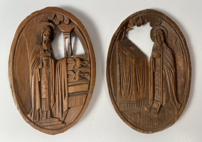 Pair of small carved wood roundel pilgrims icons of St. Sergius of Radonezh