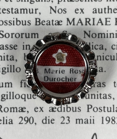 1982 Documented reliquary with relic of the Blessed Maria Rosa Durocher, founder of the Sisters of the Holy Names of Jesus and Mary