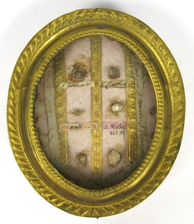 Reliquary theca with relics of 9 Saints: St. Fabian; St. Lucia; St. Appolonia; St. Modestus St. Bibiana; St. Simplicius, Pope; St. Theresa, St. Monica; &amp; St. Venantius