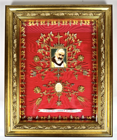 2002 Spectacular documented reliquary with stigmata relic of St. Padre Pio of Pietrelcina