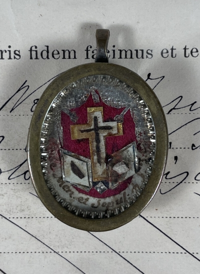 1928 Documented reliquary with relics of the True Cross, the Table of the Last Supper &amp; the Sepulcher of Jesus Christ