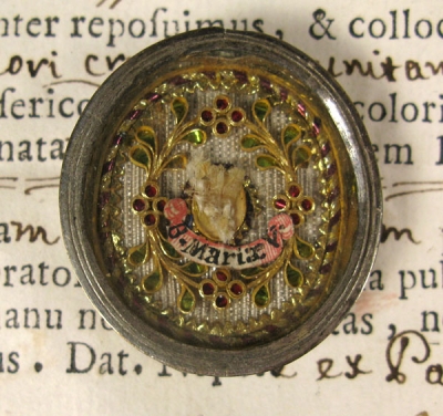 Documented theca with a relic from the Veil of the Blessed Virgin Mother