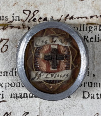 1766 Documented reliquary theca with relics of the True Cross of Jesus Christ