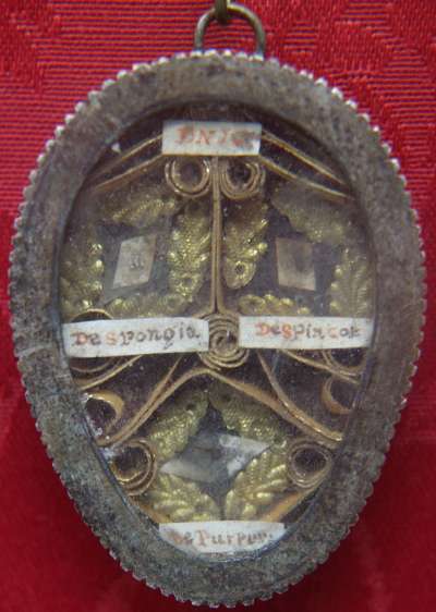 Reliquary theca with relics of Arma Christi - the Passion of the Christ (Sponge, Thorn, and Purple Robe)